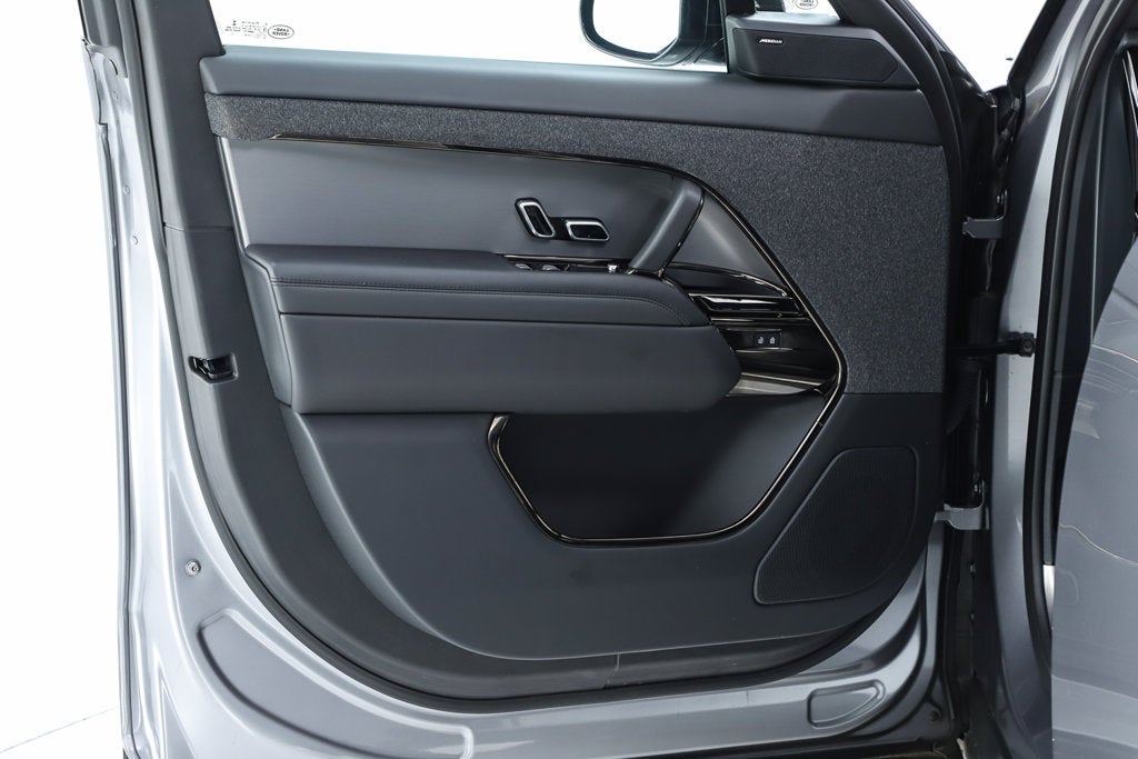 2023 Land Rover Range Rover Sport SE