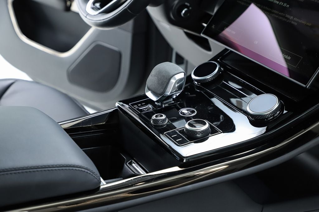 2023 Land Rover Range Rover Sport SE