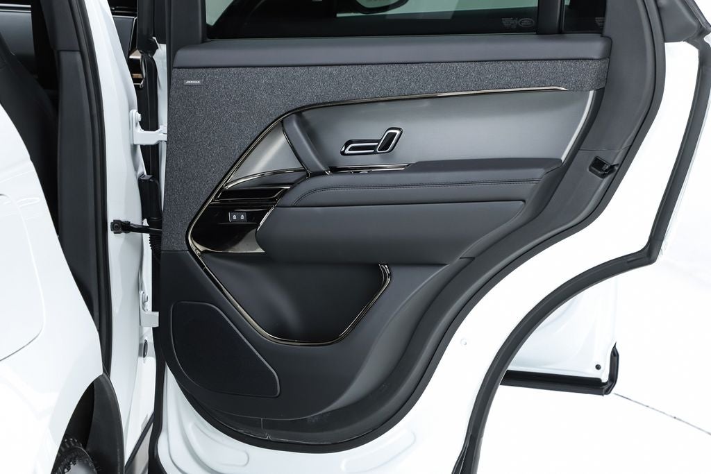2023 Land Rover Range Rover Sport SE