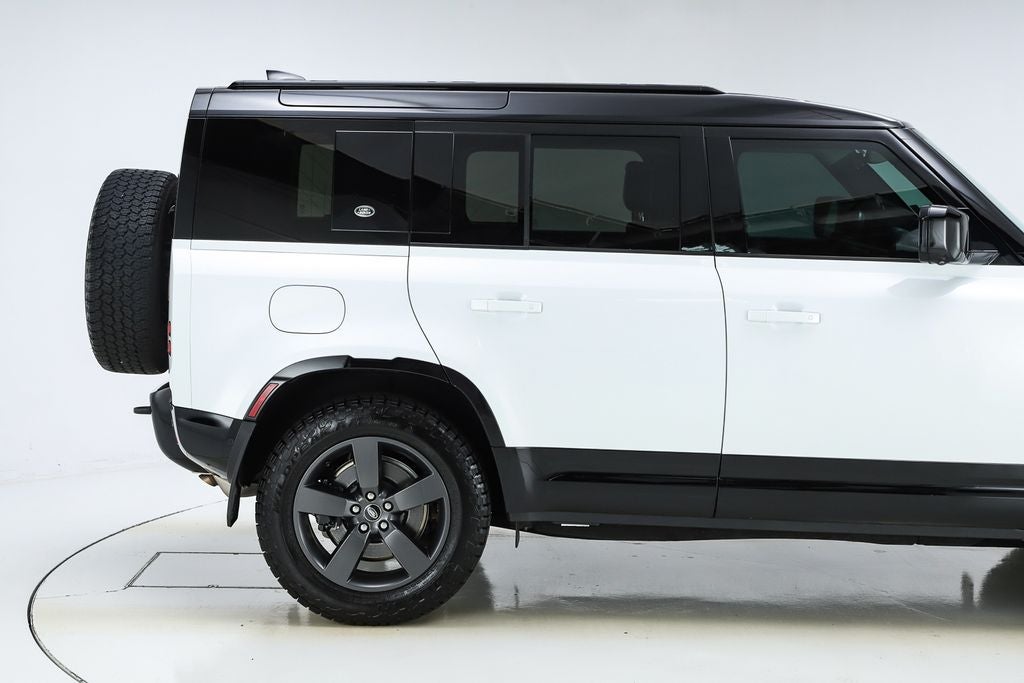 2023 Land Rover Defender 110 X-Dynamic SE