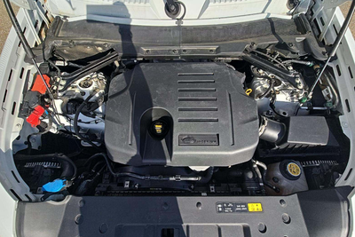 2023 Land Rover Defender 110 X-Dynamic SE