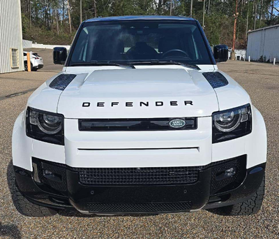 2023 Land Rover Defender 110 X-Dynamic SE