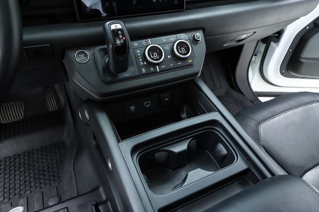 2023 Land Rover Defender 110 X-Dynamic SE