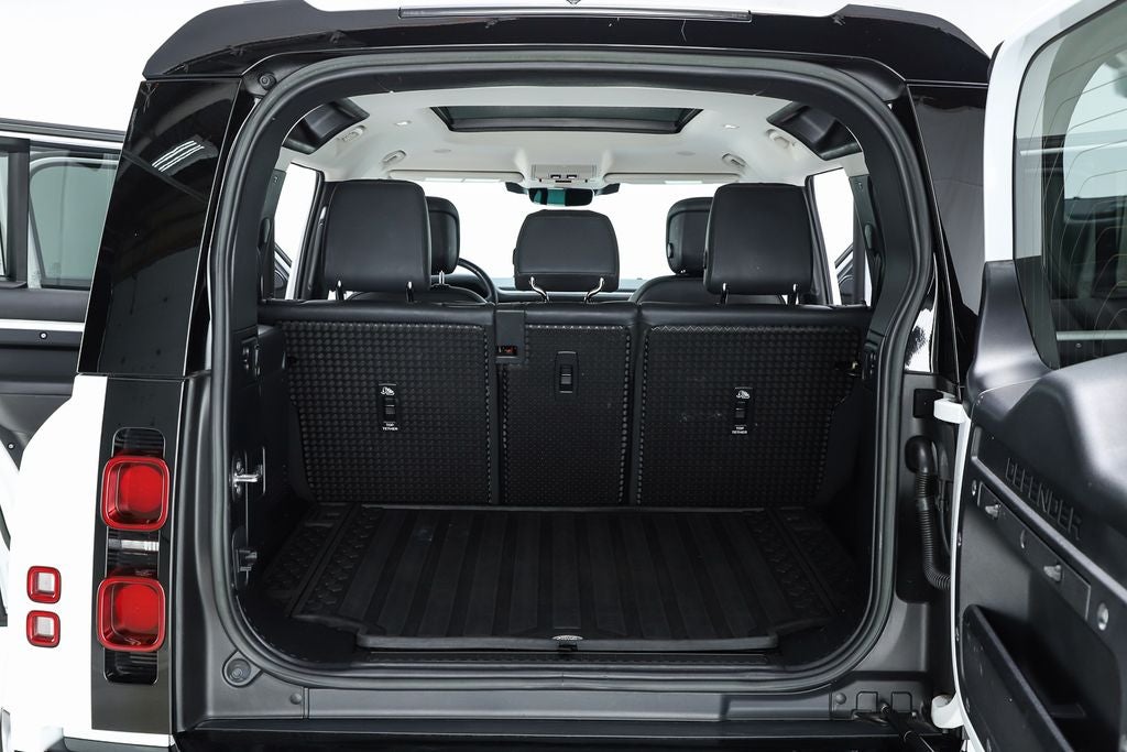 2023 Land Rover Defender 110 X-Dynamic SE