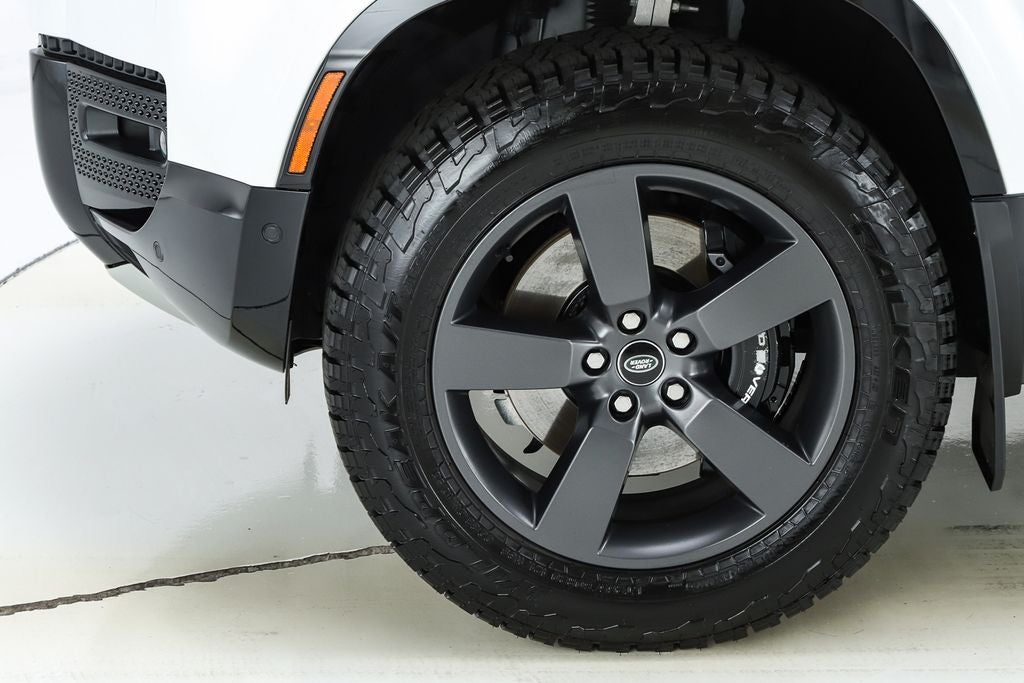 2023 Land Rover Defender 110 X-Dynamic SE