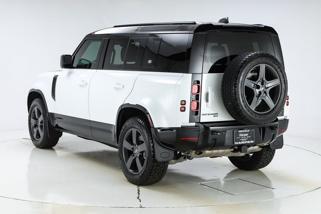 2023 Land Rover Defender 110 X-Dynamic SE