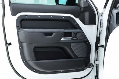 2023 Land Rover Defender 110 X-Dynamic SE