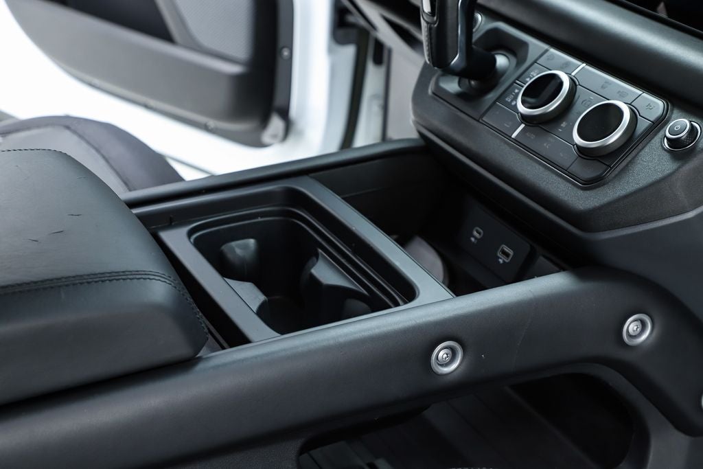 2023 Land Rover Defender 110 X-Dynamic SE