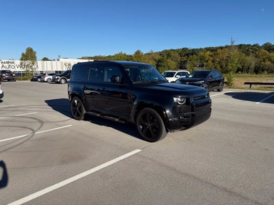 2025 Land Rover Defender 110 X-Dynamic SE