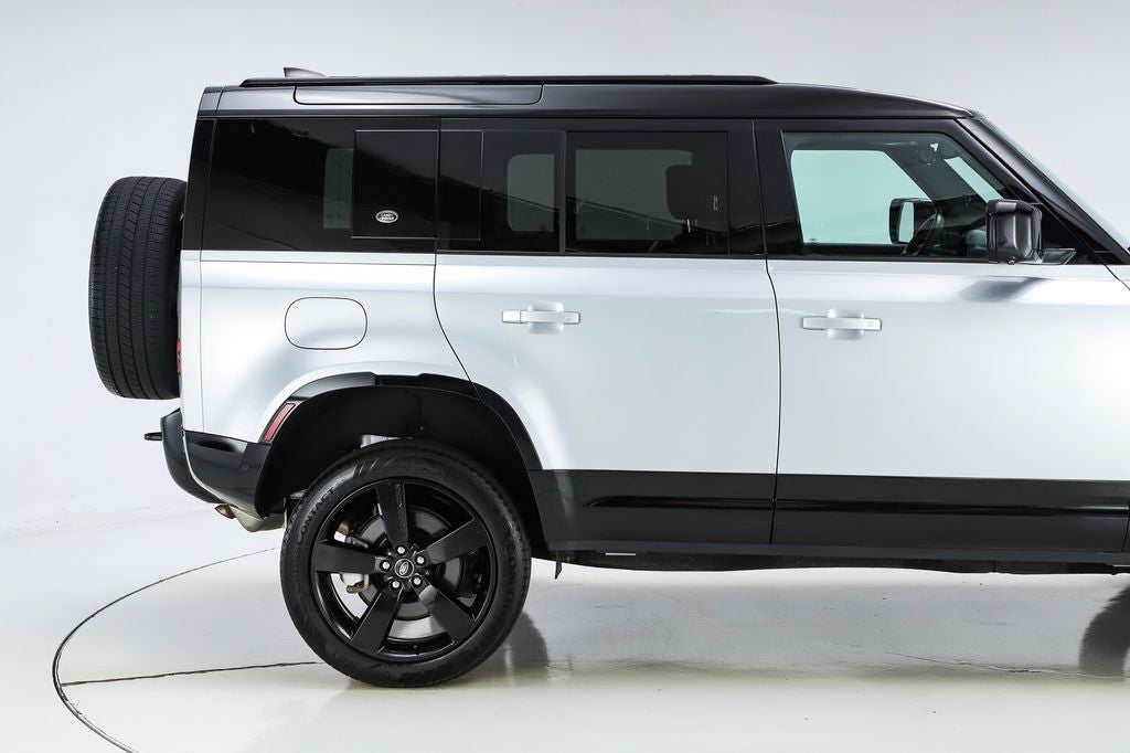 2023 Land Rover Defender 110 X-Dynamic SE
