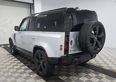 2023 Land Rover Defender 110 X-Dynamic SE