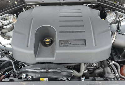 2023 Land Rover Defender 110 X-Dynamic SE