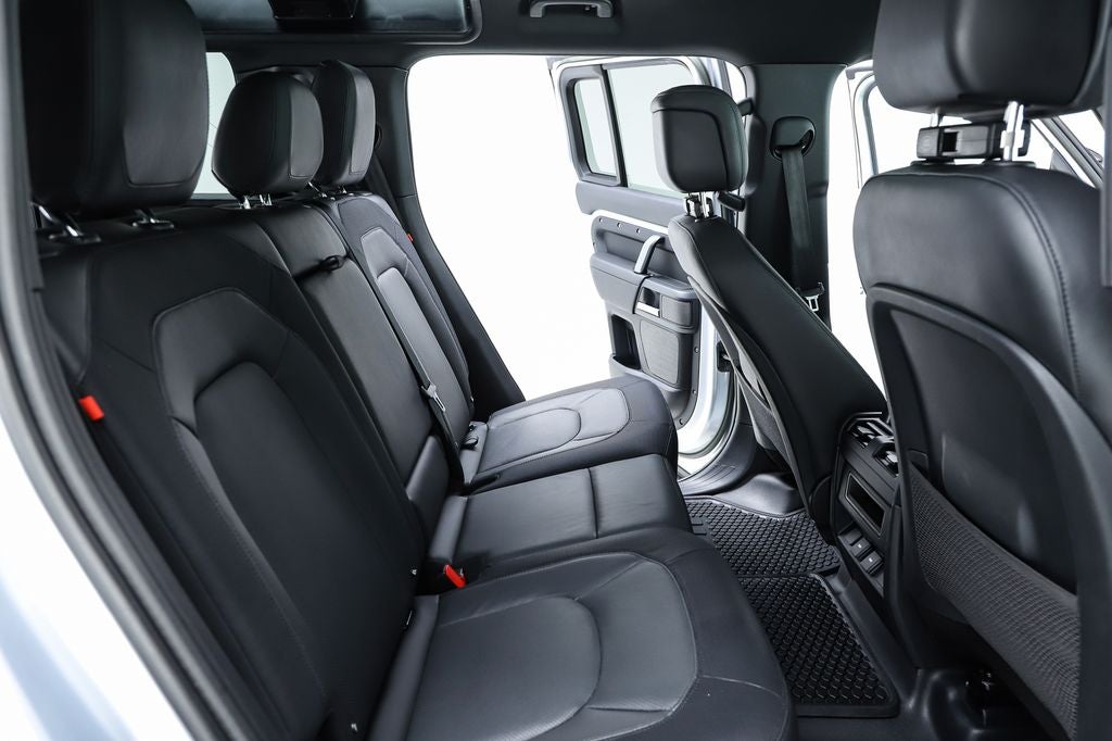 2023 Land Rover Defender 110 X-Dynamic SE