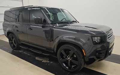 2024 Land Rover Defender 130 X-Dynamic SE