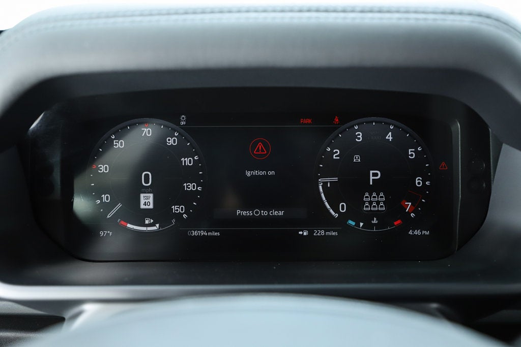 2024 Land Rover Defender 130 X-Dynamic SE