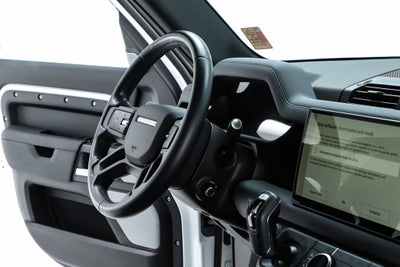 2024 Land Rover Defender 130 X-Dynamic SE