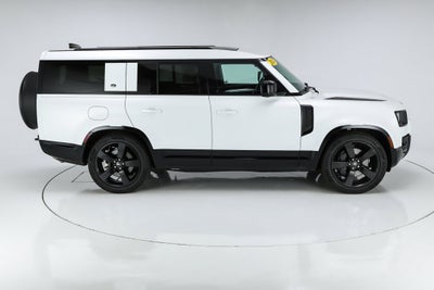 2024 Land Rover Defender 130 X-Dynamic SE
