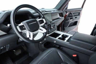 2025 Land Rover Defender 130 X-Dynamic SE