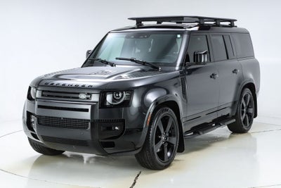 2025 Land Rover Defender 130 X-Dynamic SE