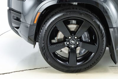 2025 Land Rover Defender 130 X-Dynamic SE