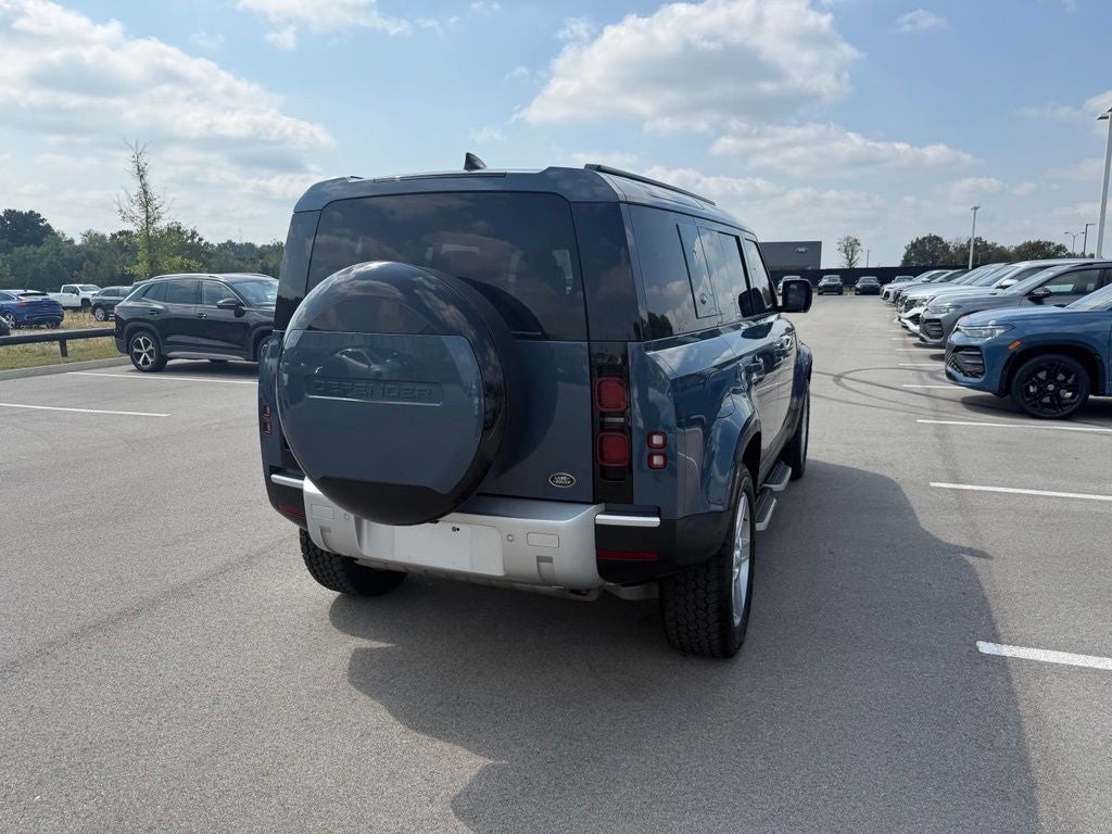 2023 Land Rover Defender 110 SE