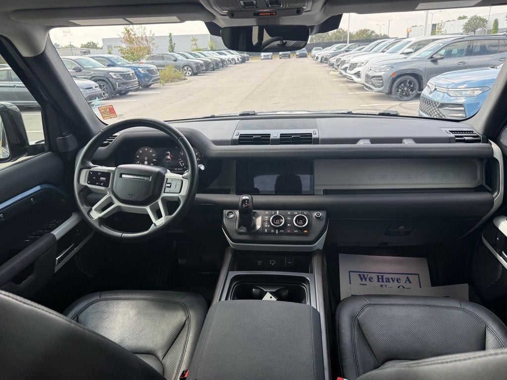 2023 Land Rover Defender 110 SE