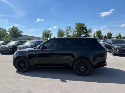 2023 Land Rover Range Rover SE
