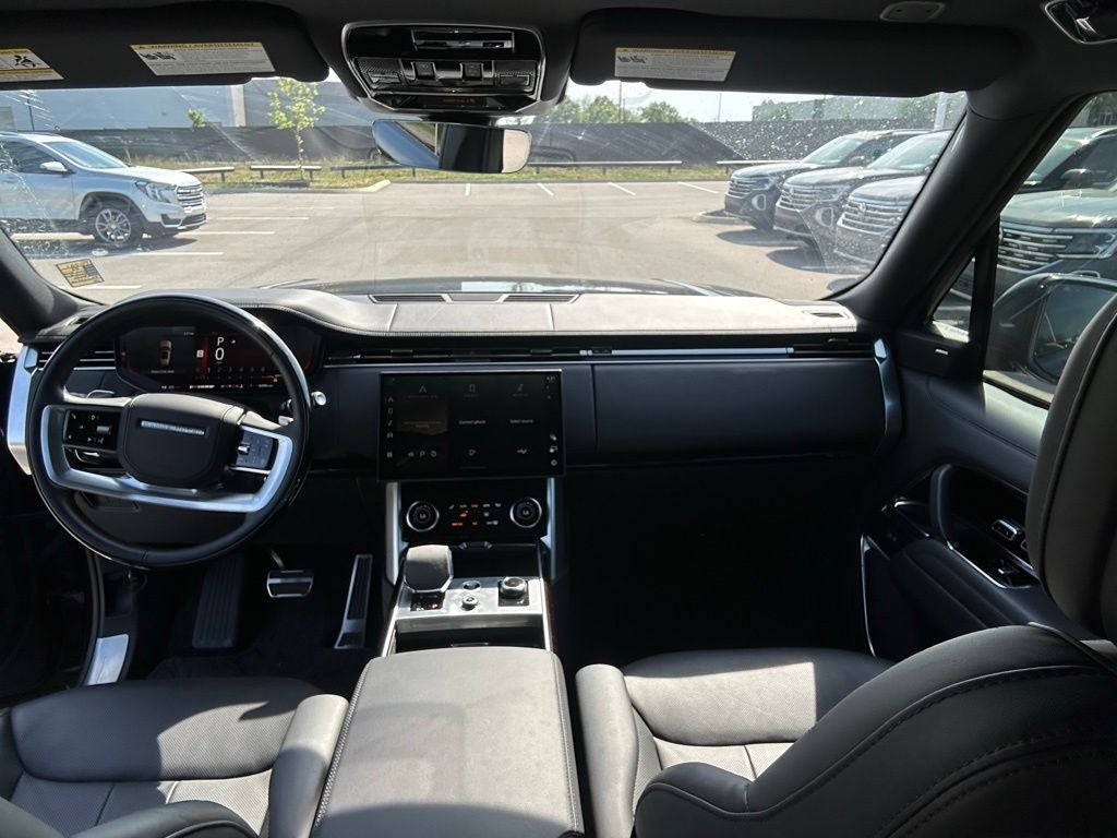 2023 Land Rover Range Rover SE
