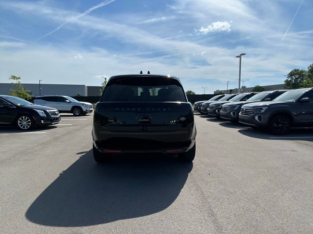 2023 Land Rover Range Rover SE