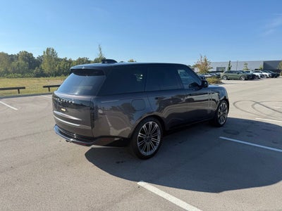 2025 Land Rover Range Rover SE