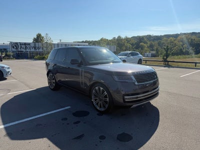 2025 Land Rover Range Rover SE