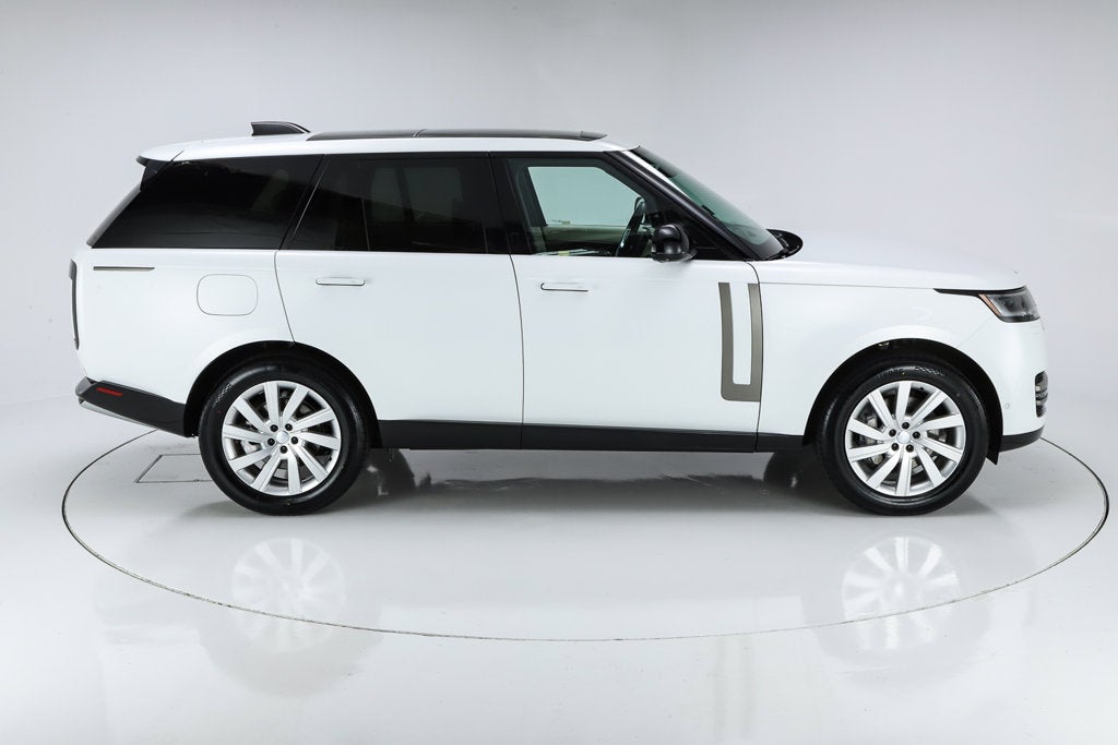 2024 Land Rover Range Rover SE