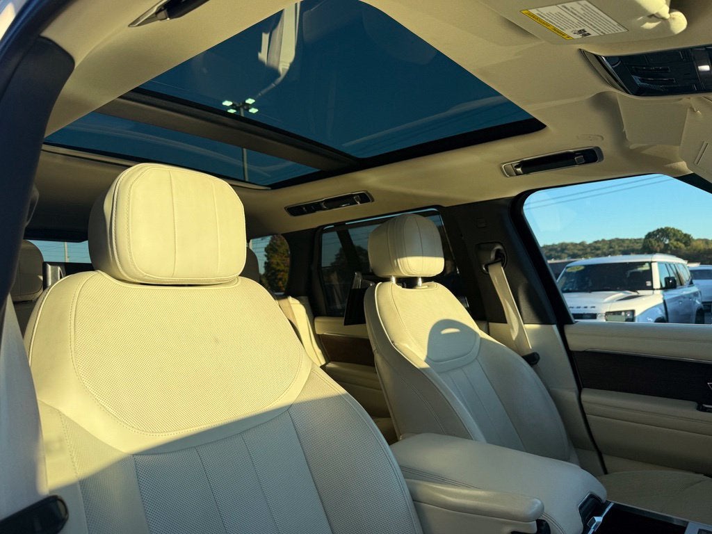 2024 Land Rover Range Rover SE