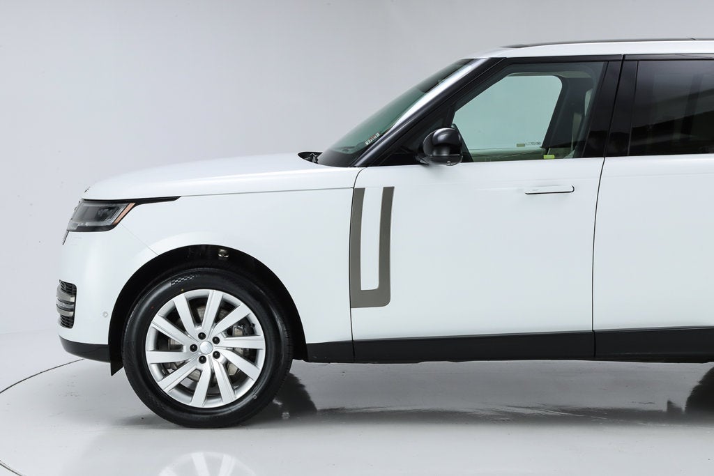 2024 Land Rover Range Rover SE