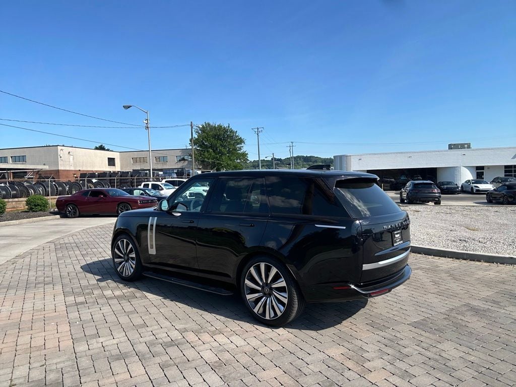 2024 Land Rover Range Rover SV
