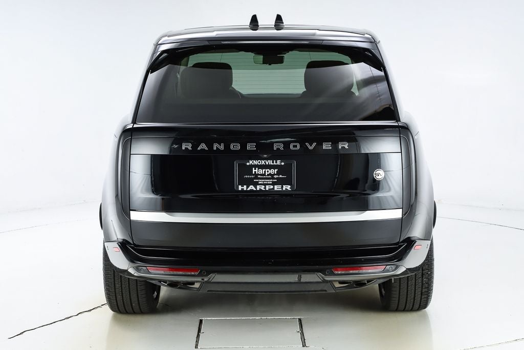 2024 Land Rover Range Rover SV