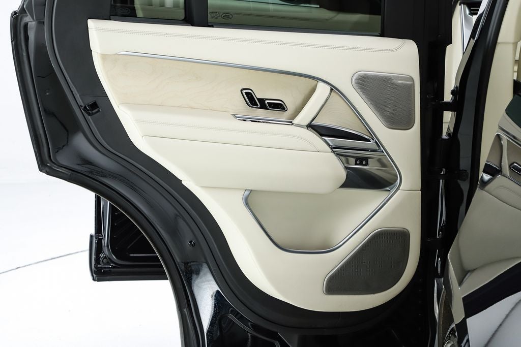 2024 Land Rover Range Rover SV