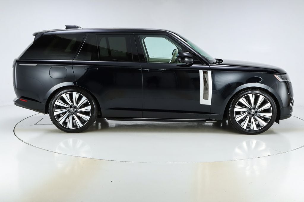 2024 Land Rover Range Rover SV