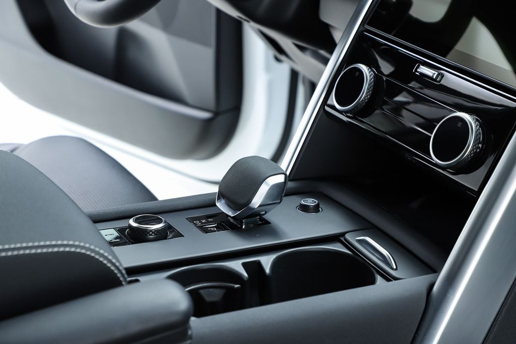 2024 Land Rover Discovery Dynamic SE