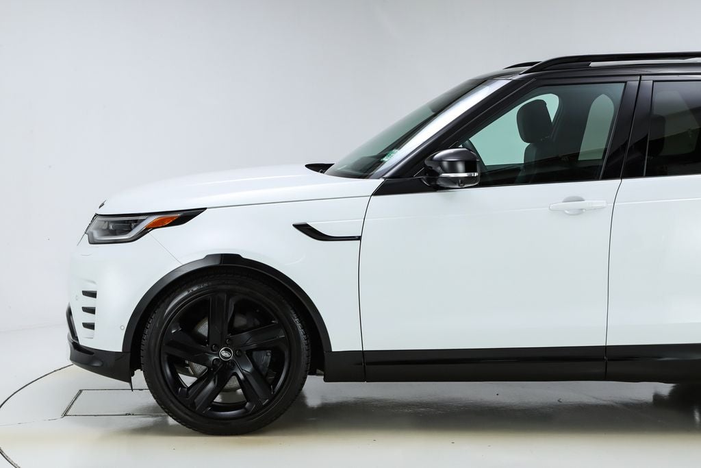 2024 Land Rover Discovery Dynamic SE