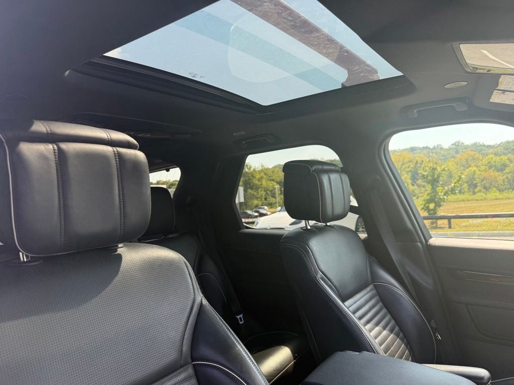 2022 Land Rover Discovery HSE R-Dynamic