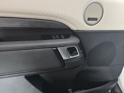 2023 Land Rover Discovery HSE R-Dynamic