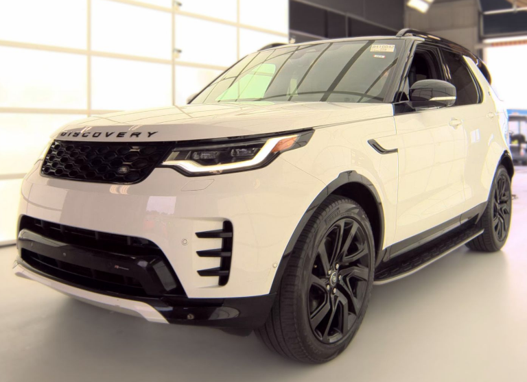 2023 Land Rover Discovery HSE R-Dynamic