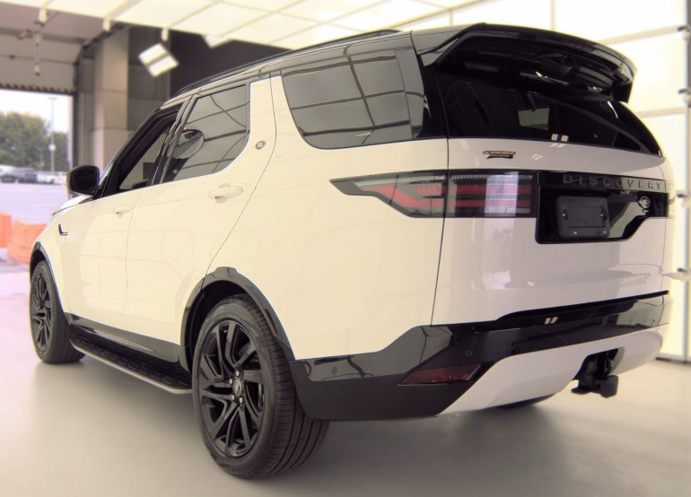 2023 Land Rover Discovery HSE R-Dynamic