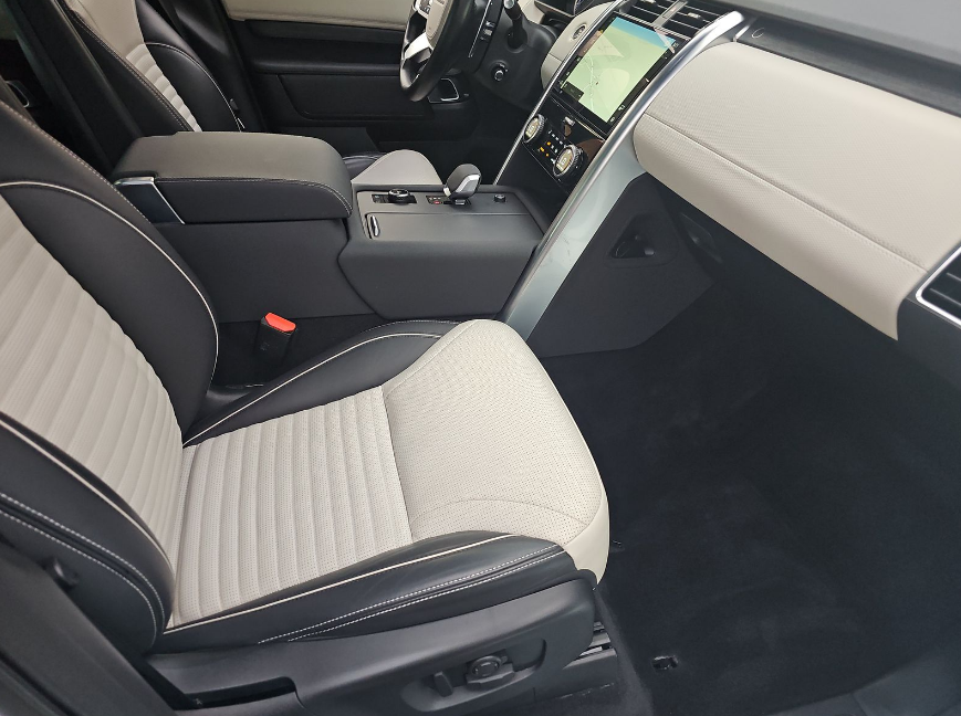 2023 Land Rover Discovery HSE R-Dynamic