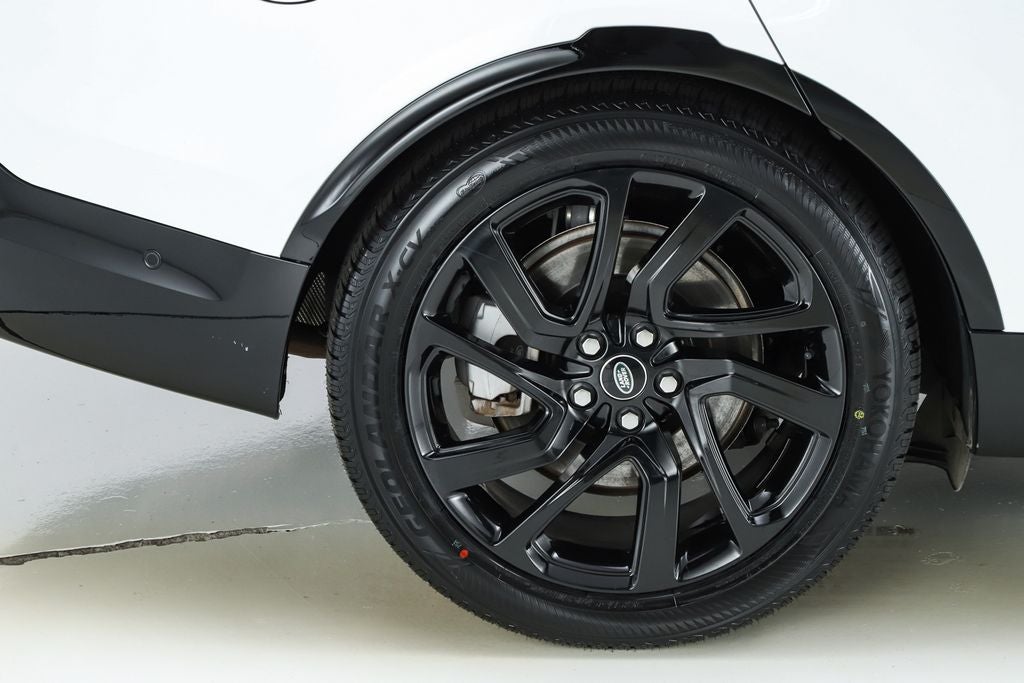 2023 Land Rover Discovery S R-Dynamic