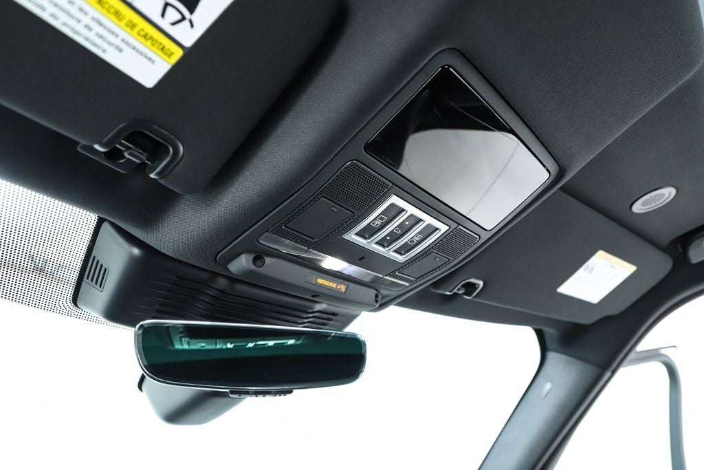 2023 Land Rover Discovery S R-Dynamic