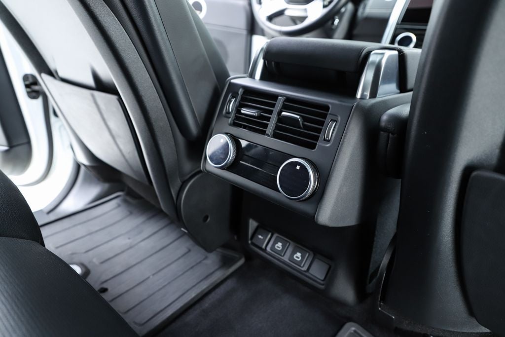 2023 Land Rover Discovery S R-Dynamic