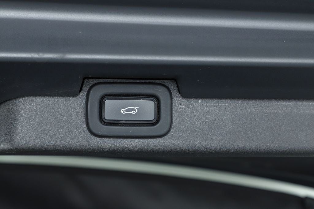 2023 Land Rover Discovery S R-Dynamic