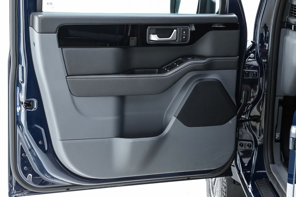 2025 INEOS Grenadier Station Wagon Base